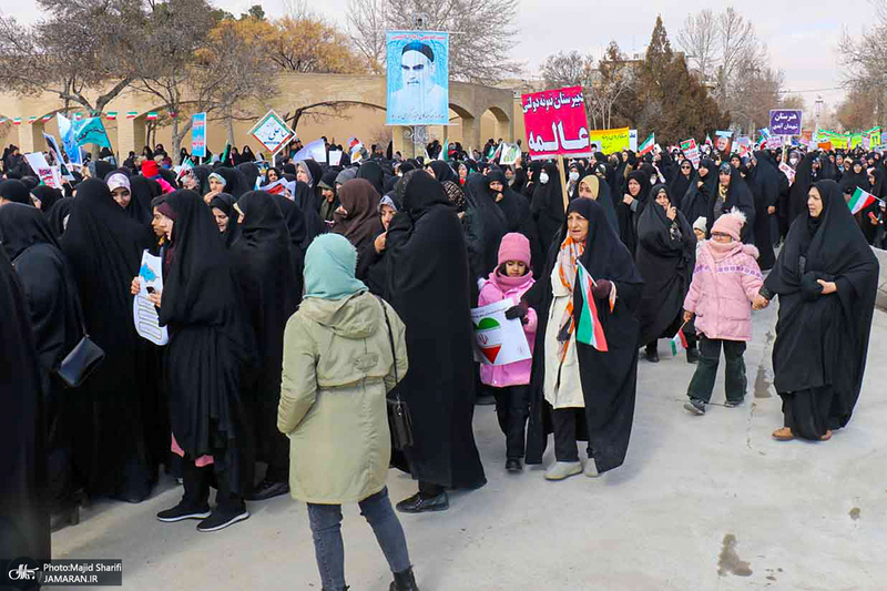 راهپیمایی باشکوه 22 بهمن در خمین