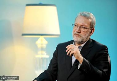  لاریجانی: هدف اعلام شده از سوی ترامپ این است که ایران سلاح هسته‌ای نداشته باشد و این نقطه مشترکی است که ایران با آن مخالف نیست/ اسرائیل پابرهنه وارد شده و تلاش دارد مذاکرات را خراب کند/ غنی‌سازی ایران برای مصارف پزشکی است و مذاکرات موشکی مطرح نشده است