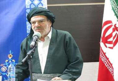 امام جمعه موقت سروآباد: دین اسلام به اخوت و برادری مسلمانان تاکید دارد