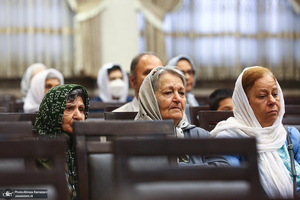 بزرگداشت امام خمینی در آتشکده