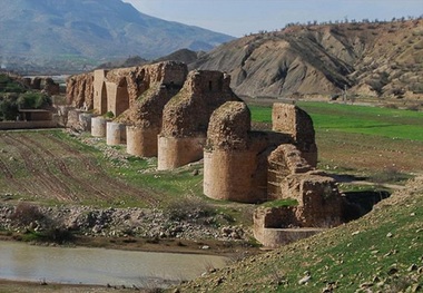 سه پل تاریخی لرستان بر اثر سیل دچار خسارت شد