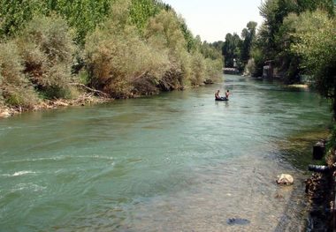 یک نفردر باغبهادران غرق شد