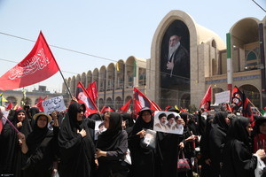 مراسم وداع با رهبر شهید انقلاب در مصلی تهران