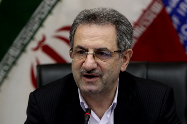 استاندار تهران: خطر سموم غیراستاندارد را جدی بگیریم