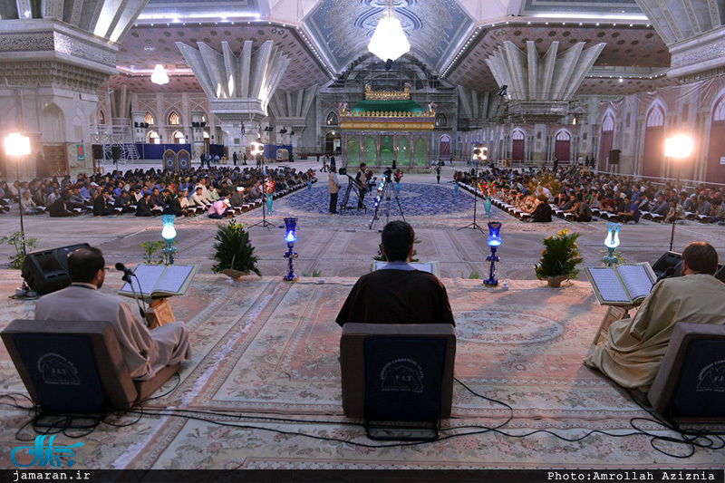محفل انس با قرآن در حرم مطهر امام خمینی(س)