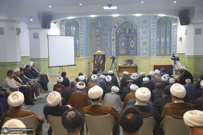 مراسم شب سالگرد شهادت امام صادق(ع) و بزرگداشت رهبر شهید انقلاب از سوی سید حسن خمینی