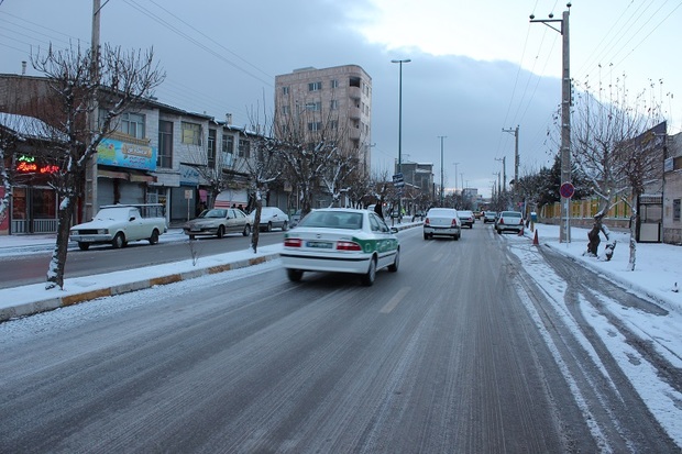 برف خلخال را فراگرفت