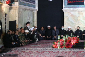 آئین خطبه خوانی شب شهادت امام رضا (ع) در حرم مطهر رضوی