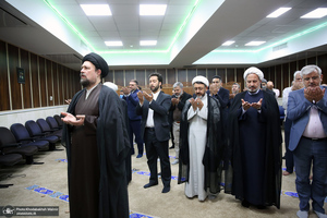 دیدار نوروزی سید حسن خمینی با کارکنان موسسه تنظیم و نشر آثار امام خمینی (س)