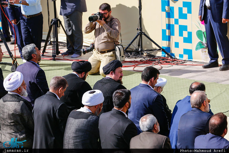 اقامه نماز عید فطر به امامت رهبر معظم انقلاب