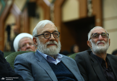 محمدجواد لاریجانی: اگر انتقام نگیریم، سایه ترور همیشه وجود دارد/ مجلس نباید به خواب غفلت برود، این بد است که مجلس ۵ ماه است، تعطیل است/ پایگاه‌های ناتو در صورت اقدام علیه ایران، هدف مشروع خواهند بود