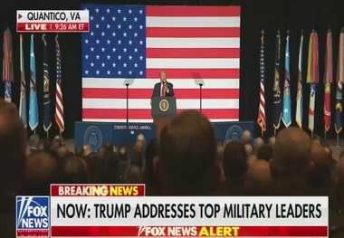 ببینید/ شوخی عجیب ترامپ با فرماندهان ارشد نظامی آمریکا