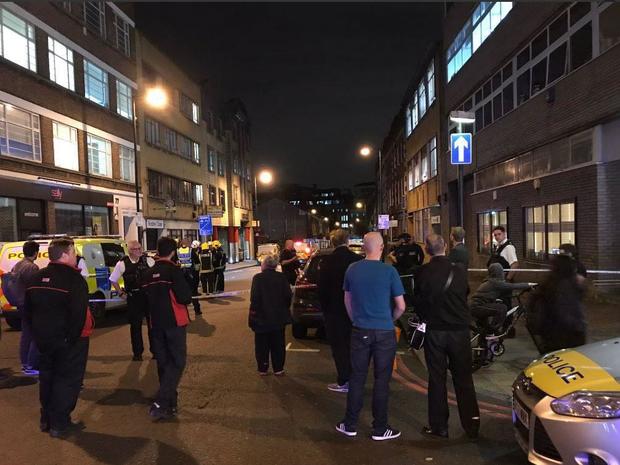 یک ایستگاه متروی لندن در پی کشف بسته مشکوک تخلیه شد