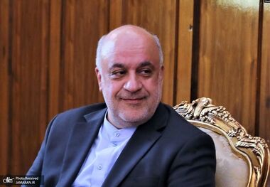 توضیحات سفیر ایران در بیروت در خصوص سلاح حزب الله: این مسائل امور داخلی لبنان است که در آن دخالت نمی‌کنیم/ دولت لبنان مکلف به رایزنی با طرف‌های مختلف درباره احزاب، مقاومت و سلاح آن و مسائل مرتبط است