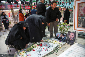 گلزار شهدای جنگ تحمیلی ۱۲روزه در بهشت زهرا (س)