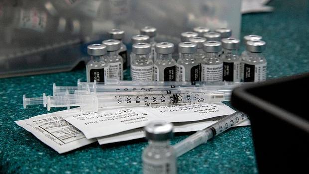 جزئیات تزریق دز سوم واکسن کرونا برای افراد بالای 60 سال