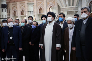 وداع با پیکر مطهر شهید محسن فخری زاده در حرم امام خمینی(س)