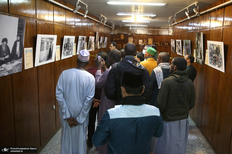 بازدید جمعی از شرکت کنندگان چهلمین دوره مسابقات بین المللی قرآن کریم از جماران