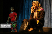 سه نمایش در دومین روز جشنواره تئاتر کردستان اجرا شد