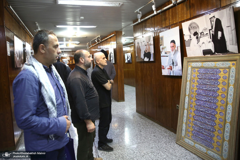 بازدید جمعی از مسئولین فرهنگی کشور لبنان از بیت امام خمینی (س) درجماران