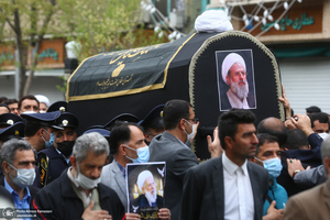 مراسم تشییع و خاکسپاری پیکر آیت الله ری شهری (ره) در حرم حضرت عبدالعظیم حسنی (ع)