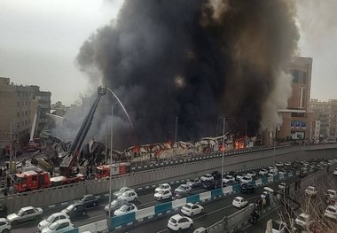 اورژانس تهران: دود ناشی از حریق بازارچه جنت تهدیدی برای بیمارستان امید ندارد