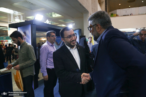 غرفه موسسه تنظیم و نشر آثار امام خمینی (ره) در سی و ششمین نمایشگاه کتاب تهران-5