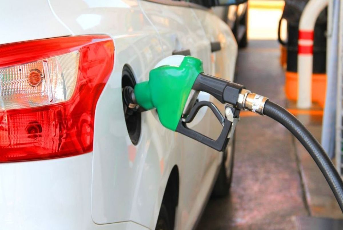کاهش مصرف بنزین در هفت ماهه نخست سال جاری 