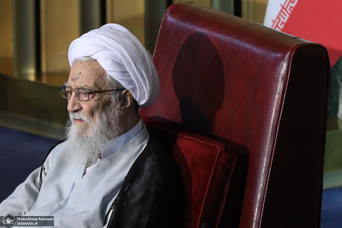 رئیس مجلس خبرگان: قوانینی تصویب کنیم که برای افراد محجبه امتیاز قائل شود