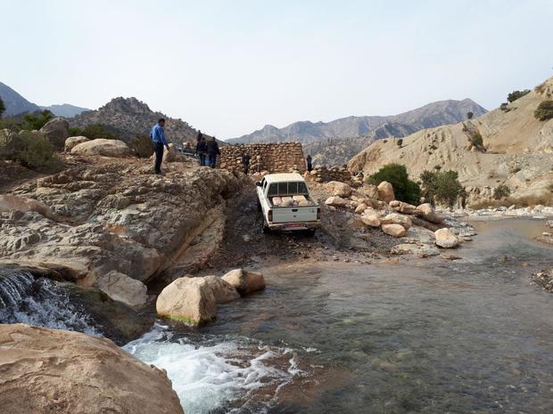 برف و باران ، برق دهستان احمد فداله دزفول را قطع کرد