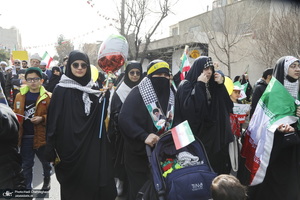 راهپیمایی باشکوه 22 بهمن در قم