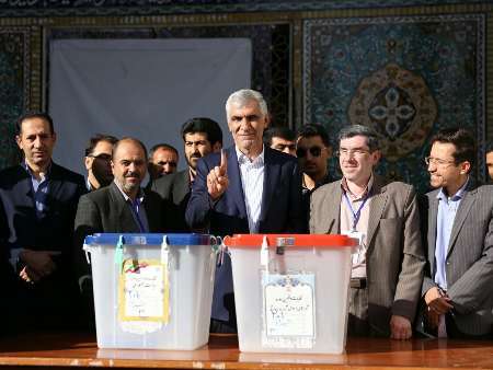 استاندار فارس: حضور گسترده مردم در انتخابات پشتوانه ای قوی برای دولت و نظام خواهد بود