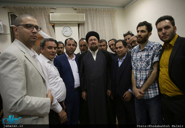 دیدار جمعی از فعالان فضای مجازی با سید حسن خمینی 