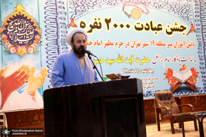 جشن عبادت دانش آموزان منطقه 19 شهر تهران در حرم امام خمینی(س)