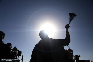 حال و هوای حرم کریمه اهل بیت در ظهر تاسوعای حسینی(ع)