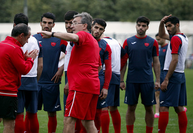برنامه ویژه برانکو برای طارمی در تمرین پرسپولیس
