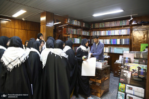 بازدید جمعی از دانشجویان مدارس امامیه پاکستان از جماران