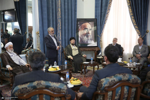 دیدار استاندار تهران و مدیران استان با سید حسن خمینی