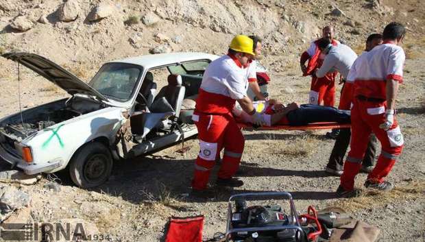 امدادگران هلال احمر اصفهان به کمک 142 حادثه دیده شتافتند