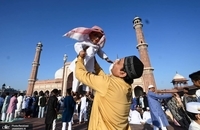 نماز عید فطر در مسجد تاریخی جامیا در دهلی نو هند (7)