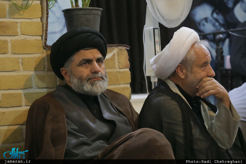 دیدار جمعی از ائمه جماعات استان قم با سید علی خمینی