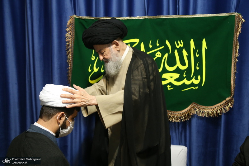 مراسم عمامه گذاری و جشن روز هفدهم ماه ربیع الاول در بیوت مراجع عظام تقلید