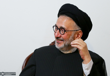 توصیه‌های ابطحی به صالحی وزیر فرهنگ: در این دوران تعلیق نه جنگ و نه صلح، برگرداندن نشاط به مردم و حل مشکلات آنان همراهی با رزمندگان مدافع وطن است/ مراقب باشید محافظه‌کاران دوروبر، تلاش‌های پیشرو هنری و فرهنگی را متوقف نکنند