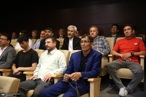 دیدار مسئولین هیت های مذهبی اتباع استان تهران با سید حسن خمینی