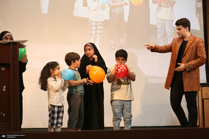 جشن میلاد امام رضا (ع) در حرم امام خمینی (س)