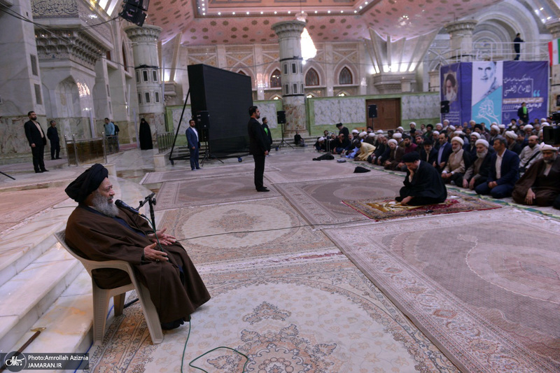 حضور آیت الله موسوی جزایری در حرم امام خمینی (س)