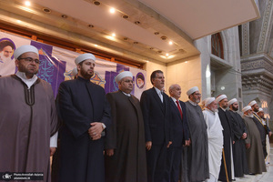 ادای احترام جمعی از علمای اهل سنت کشور سوریه به مقام شامخ حضرت امام (س)