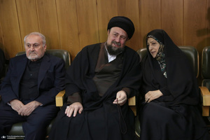 مراسم چهلمین روز درگذشت آیت الله بجنوردی در دائره المعارف بزرگ اسلامی - 1