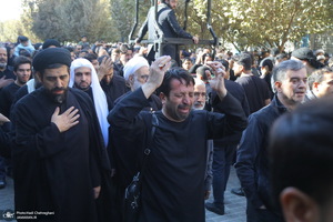 دسته عزاداری روز شهادت حضرت زهرا (س) با حضور آیت الله العظمی وحید خراسانی
