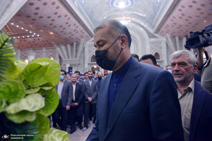 تجدید میثاق وزیر و معاونان وزارت امور خارجه با آرمان های حضرت امام خمینی (س)